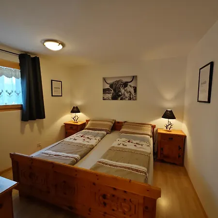 Cuntainta Apartman *